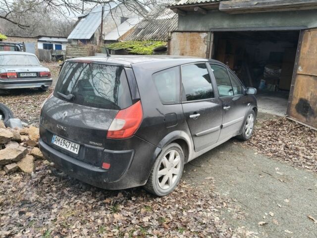 Черный Рено Гранд Сценик, объемом двигателя 1.9 л и пробегом 330 тыс. км за 2850 $, фото 2 на Automoto.ua