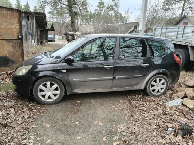 Черный Рено Гранд Сценик, объемом двигателя 1.9 л и пробегом 330 тыс. км за 2850 $, фото 3 на Automoto.ua