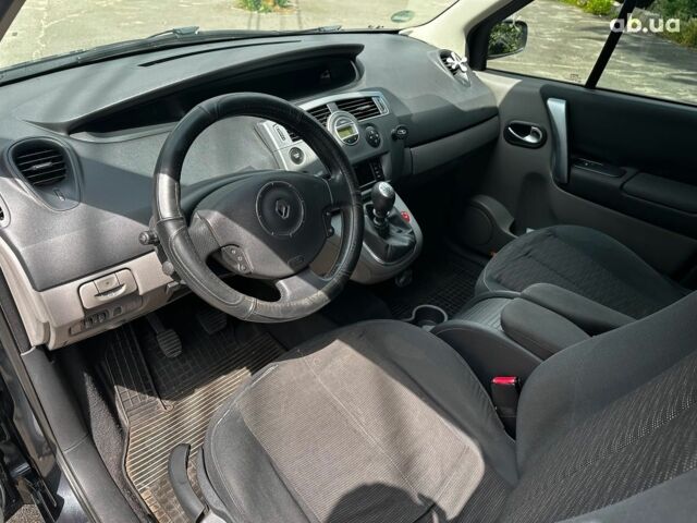 Чорний Рено Гранд Сценік, об'ємом двигуна 1.6 л та пробігом 308 тис. км за 6490 $, фото 9 на Automoto.ua