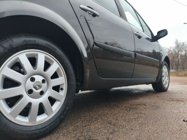 Черный Рено Гранд Сценик, объемом двигателя 2 л и пробегом 110 тыс. км за 7150 $, фото 16 на Automoto.ua