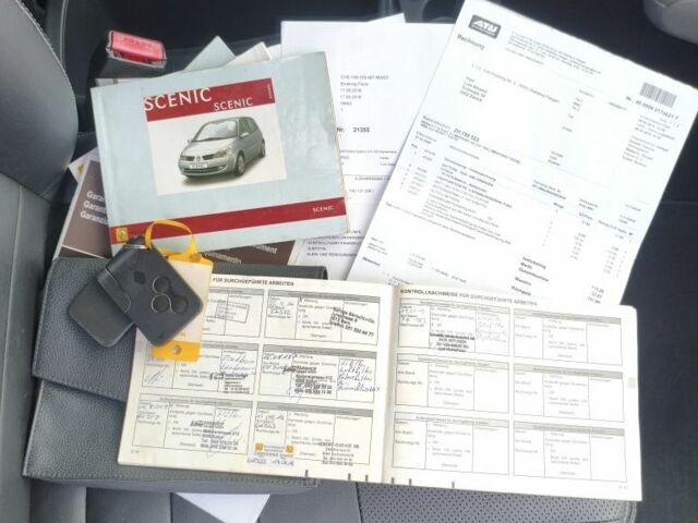 Черный Рено Гранд Сценик, объемом двигателя 2 л и пробегом 110 тыс. км за 7150 $, фото 23 на Automoto.ua