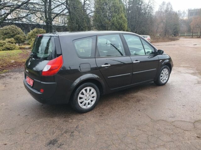 Черный Рено Гранд Сценик, объемом двигателя 2 л и пробегом 110 тыс. км за 7150 $, фото 6 на Automoto.ua