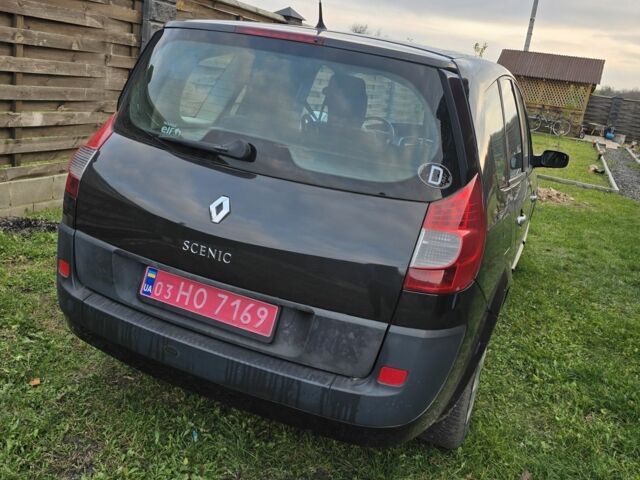 Черный Рено Гранд Сценик, объемом двигателя 1.6 л и пробегом 248 тыс. км за 5300 $, фото 4 на Automoto.ua