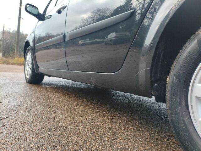 Черный Рено Гранд Сценик, объемом двигателя 2 л и пробегом 110 тыс. км за 7150 $, фото 15 на Automoto.ua