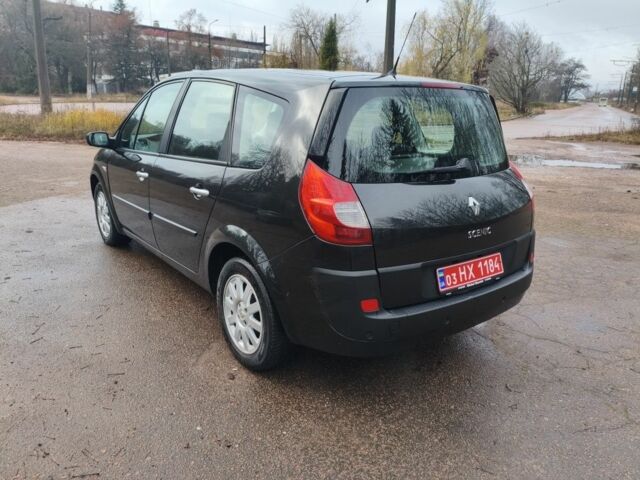Черный Рено Гранд Сценик, объемом двигателя 2 л и пробегом 110 тыс. км за 7150 $, фото 8 на Automoto.ua