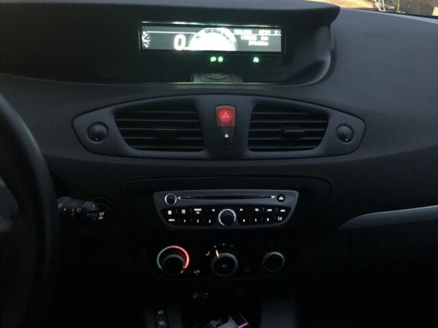 Черный Рено Гранд Сценик, объемом двигателя 1.5 л и пробегом 199 тыс. км за 7499 $, фото 7 на Automoto.ua