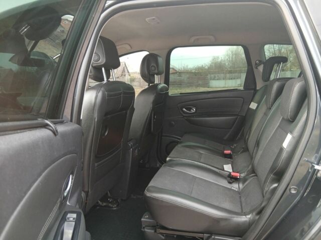 Черный Рено Гранд Сценик, объемом двигателя 1.5 л и пробегом 235 тыс. км за 8400 $, фото 4 на Automoto.ua