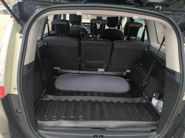 Чорний Рено Гранд Сценік, об'ємом двигуна 1.5 л та пробігом 273 тис. км за 9350 $, фото 1 на Automoto.ua