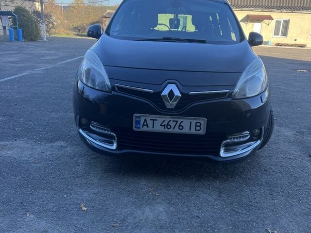 Черный Рено Гранд Сценик, объемом двигателя 1.6 л и пробегом 239 тыс. км за 8500 $, фото 2 на Automoto.ua