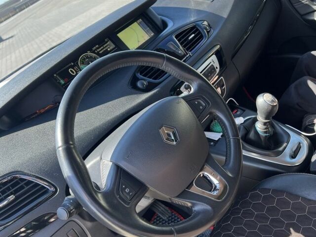 Черный Рено Гранд Сценик, объемом двигателя 1.6 л и пробегом 225 тыс. км за 9499 $, фото 5 на Automoto.ua