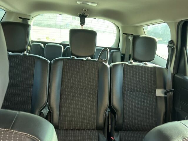 Черный Рено Гранд Сценик, объемом двигателя 1.6 л и пробегом 239 тыс. км за 8500 $, фото 15 на Automoto.ua