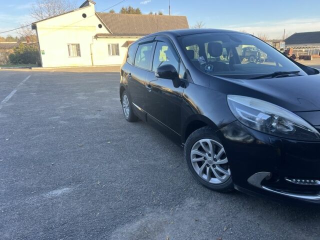 Черный Рено Гранд Сценик, объемом двигателя 1.6 л и пробегом 239 тыс. км за 8500 $, фото 3 на Automoto.ua