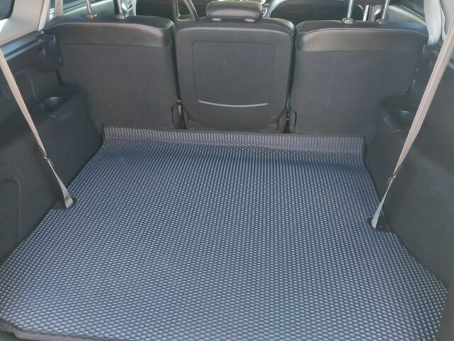 Чорний Рено Гранд Сценік, об'ємом двигуна 1.6 л та пробігом 273 тис. км за 9565 $, фото 6 на Automoto.ua