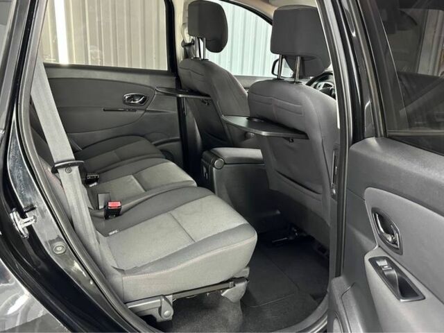 Черный Рено Гранд Сценик, объемом двигателя 1.6 л и пробегом 222 тыс. км за 8500 $, фото 8 на Automoto.ua