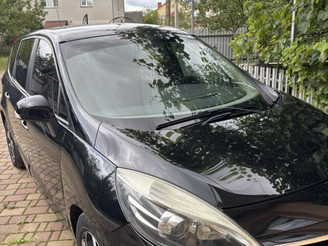 Черный Рено Гранд Сценик, объемом двигателя 1.6 л и пробегом 222 тыс. км за 8500 $, фото 1 на Automoto.ua