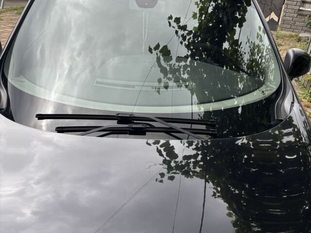 Черный Рено Гранд Сценик, объемом двигателя 1.6 л и пробегом 222 тыс. км за 8500 $, фото 3 на Automoto.ua