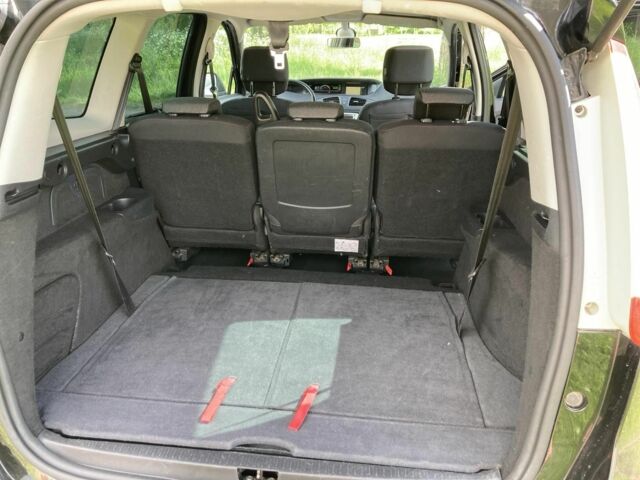 Чорний Рено Гранд Сценік, об'ємом двигуна 1 л та пробігом 215 тис. км за 8800 $, фото 2 на Automoto.ua