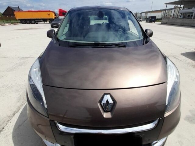 Коричневый Рено Гранд Сценик, объемом двигателя 1.9 л и пробегом 318 тыс. км за 6900 $, фото 1 на Automoto.ua