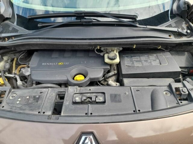 Коричневый Рено Гранд Сценик, объемом двигателя 1.9 л и пробегом 318 тыс. км за 6900 $, фото 7 на Automoto.ua