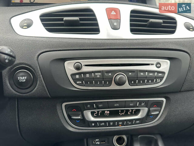 Рено Гранд Сценик 2009 в Житомире на Automoto.ua Коричневый Рено Гранд Сценик, объемом двигателя 1.9 л и пробегом 226 тыс. км за 7950 $, фото 24 на Automoto.ua