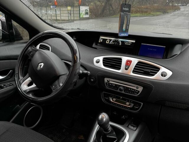 Коричневый Рено Гранд Сценик, объемом двигателя 1.5 л и пробегом 230 тыс. км за 6700 $, фото 7 на Automoto.ua