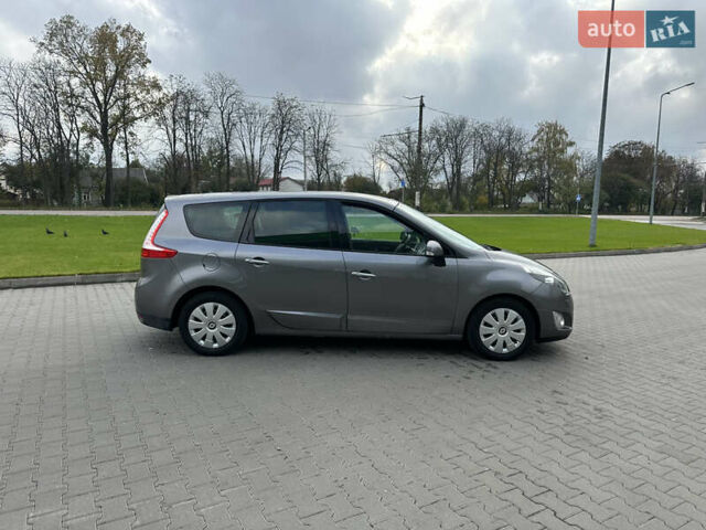 Рено Гранд Сценик 2009 в Житомире на Automoto.ua Коричневый Рено Гранд Сценик, объемом двигателя 1.9 л и пробегом 226 тыс. км за 7950 $, фото 3 на Automoto.ua