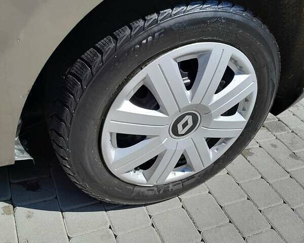 Коричневый Рено Гранд Сценик, объемом двигателя 1.4 л и пробегом 264 тыс. км за 5600 $, фото 5 на Automoto.ua