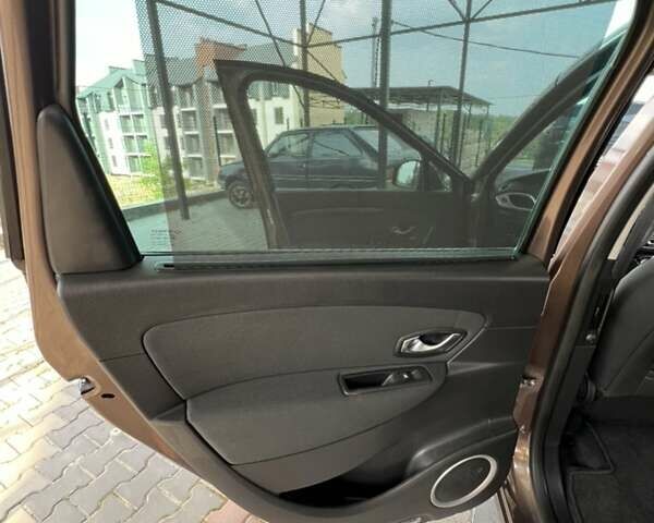 Коричневий Рено Гранд Сценік, об'ємом двигуна 1.5 л та пробігом 210 тис. км за 7699 $, фото 12 на Automoto.ua