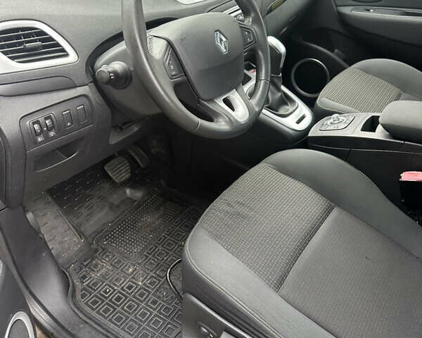 Коричневый Рено Гранд Сценик, объемом двигателя 2 л и пробегом 231 тыс. км за 9300 $, фото 20 на Automoto.ua