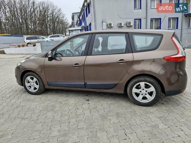 Коричневый Рено Гранд Сценик, объемом двигателя 1.5 л и пробегом 264 тыс. км за 6300 $, фото 3 на Automoto.ua