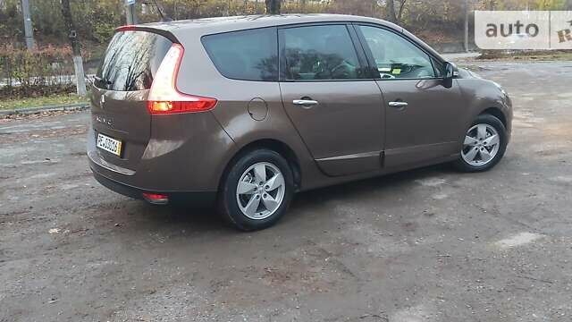 Коричневый Рено Гранд Сценик, объемом двигателя 1.5 л и пробегом 234 тыс. км за 7700 $, фото 3 на Automoto.ua
