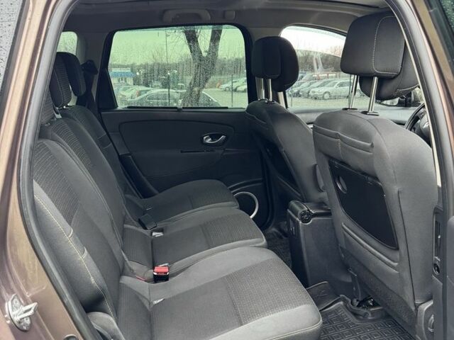 Коричневый Рено Гранд Сценик, объемом двигателя 1.5 л и пробегом 230 тыс. км за 6700 $, фото 6 на Automoto.ua