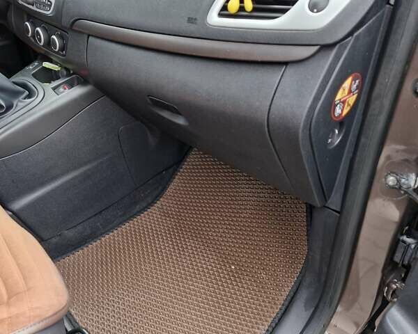 Коричневый Рено Гранд Сценик, объемом двигателя 1.5 л и пробегом 264 тыс. км за 6300 $, фото 14 на Automoto.ua