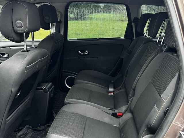 Коричневый Рено Гранд Сценик, объемом двигателя 1.5 л и пробегом 230 тыс. км за 6700 $, фото 9 на Automoto.ua