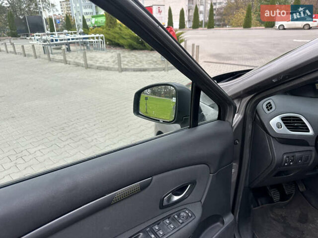 Рено Гранд Сценик 2009 в Житомире на Automoto.ua Коричневый Рено Гранд Сценик, объемом двигателя 1.9 л и пробегом 226 тыс. км за 7950 $, фото 21 на Automoto.ua