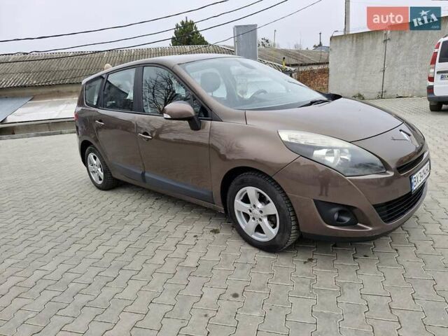 Коричневый Рено Гранд Сценик, объемом двигателя 1.5 л и пробегом 264 тыс. км за 6300 $, фото 2 на Automoto.ua