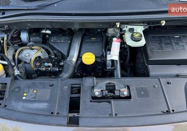 Коричневый Рено Гранд Сценик, объемом двигателя 1.5 л и пробегом 250 тыс. км за 7500 $, фото 13 на Automoto.ua