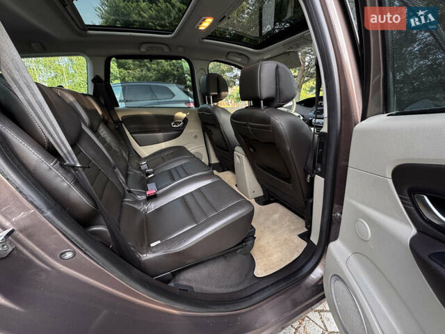 Коричневый Рено Гранд Сценик, объемом двигателя 2 л и пробегом 203 тыс. км за 8000 $, фото 22 на Automoto.ua