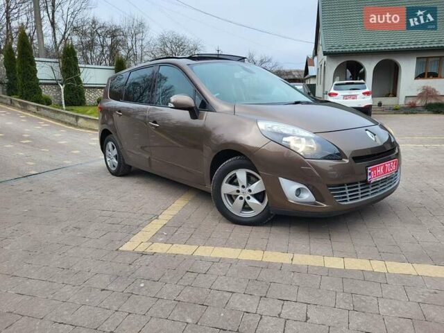 Коричневий Рено Гранд Сценік, об'ємом двигуна 1.5 л та пробігом 232 тис. км за 7550 $, фото 34 на Automoto.ua