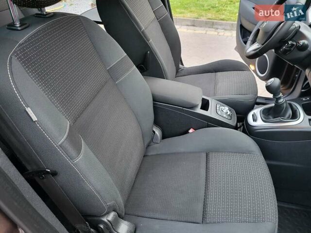 Коричневий Рено Гранд Сценік, об'ємом двигуна 1.5 л та пробігом 232 тис. км за 7550 $, фото 25 на Automoto.ua