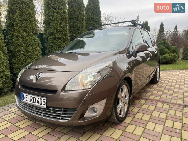 Коричневый Рено Гранд Сценик, объемом двигателя 2 л и пробегом 241 тыс. км за 8600 $, фото 17 на Automoto.ua