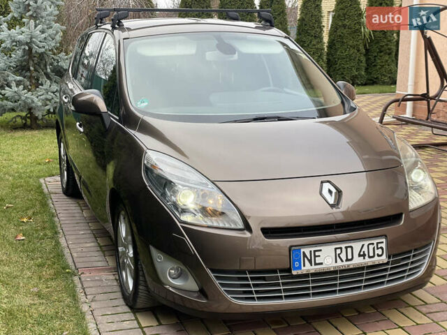 Коричневый Рено Гранд Сценик, объемом двигателя 2 л и пробегом 241 тыс. км за 8600 $, фото 38 на Automoto.ua
