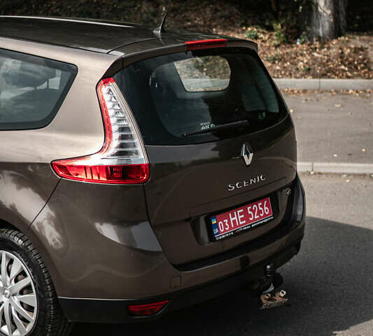 Коричневый Рено Гранд Сценик, объемом двигателя 1.5 л и пробегом 180 тыс. км за 7650 $, фото 16 на Automoto.ua