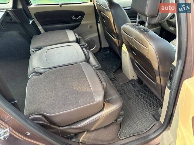 Коричневый Рено Гранд Сценик, объемом двигателя 1.4 л и пробегом 252 тыс. км за 5500 $, фото 8 на Automoto.ua