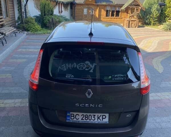 Коричневый Рено Гранд Сценик, объемом двигателя 1.46 л и пробегом 310 тыс. км за 6600 $, фото 12 на Automoto.ua