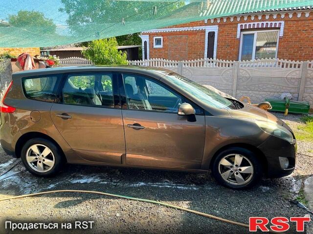 Коричневый Рено Гранд Сценик, объемом двигателя 1.5 л и пробегом 309 тыс. км за 7500 $, фото 5 на Automoto.ua