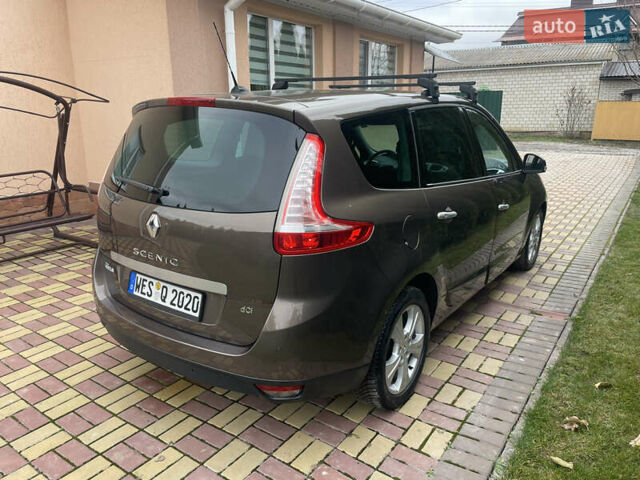 Коричневый Рено Гранд Сценик, объемом двигателя 2 л и пробегом 241 тыс. км за 8600 $, фото 13 на Automoto.ua