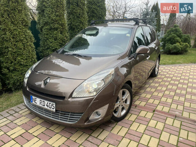 Коричневый Рено Гранд Сценик, объемом двигателя 2 л и пробегом 241 тыс. км за 8600 $, фото 15 на Automoto.ua