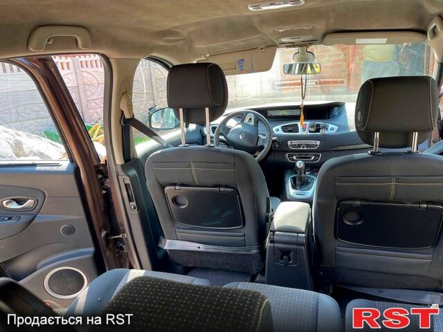 Коричневый Рено Гранд Сценик, объемом двигателя 1.5 л и пробегом 309 тыс. км за 7500 $, фото 8 на Automoto.ua