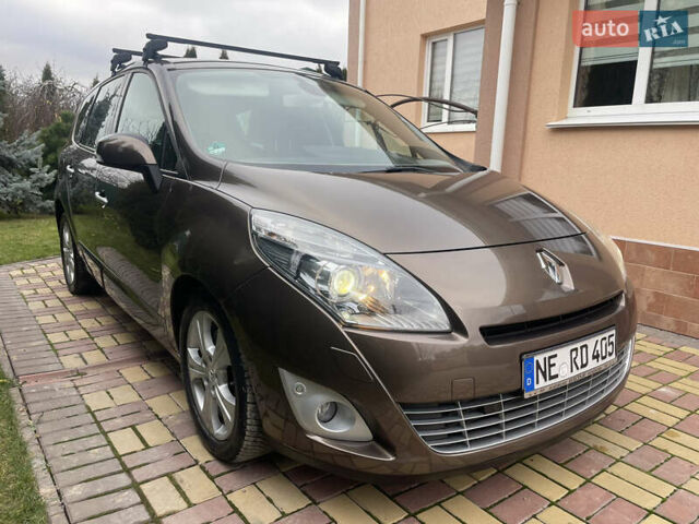 Коричневый Рено Гранд Сценик, объемом двигателя 2 л и пробегом 241 тыс. км за 8600 $, фото 16 на Automoto.ua